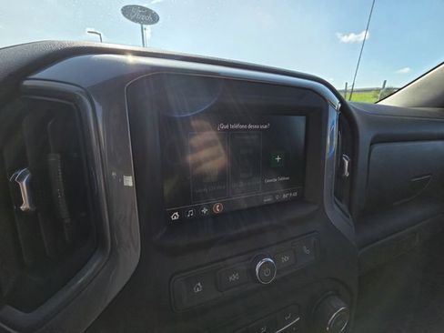 Used 2022 Chevrolet Silverado 1500 Custom w/ Safety Confidence Package AWD/4WD image 17