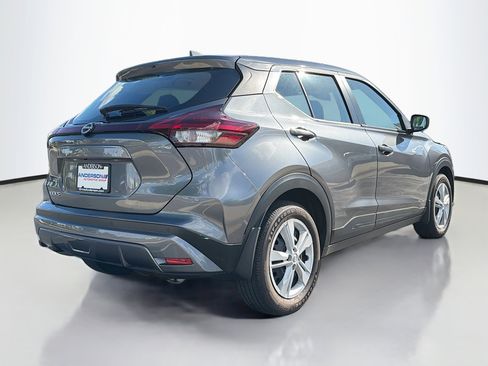 Used 2023 Nissan Kicks S FWD image 2