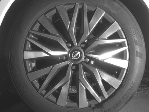 Used 2025 Nissan Altima 2.5 SV image 14