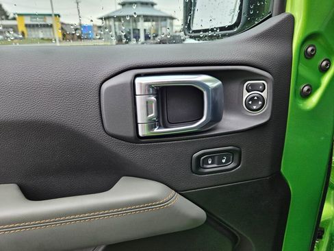 New 2026 Jeep Gladiator Mojave AWD/4WD image 17