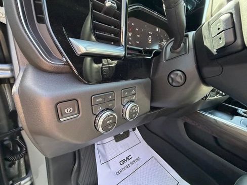 New 2026 GMC Sierra 1500 SLT AWD/4WD image 16