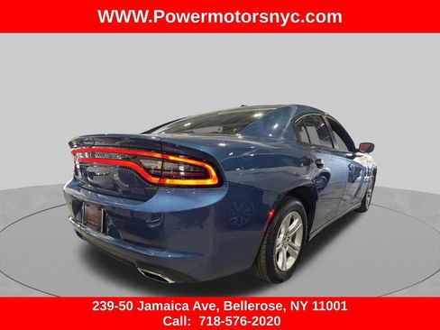 Used 2022 Dodge Charger SXT RWD image 7