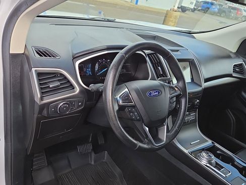 Used 2020 Ford Edge SEL w/ Cold Weather Package image 18