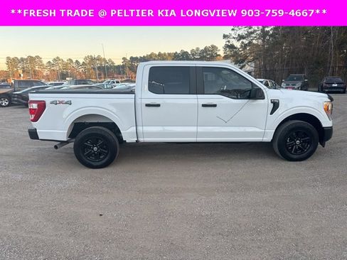 Used 2022 Ford F150 XL w/ Trailer Tow Package image 9