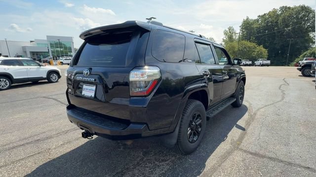Used 2021 Toyota 4Runner SR5 Premium w/ Moonroof Package AWD/4WD image 8