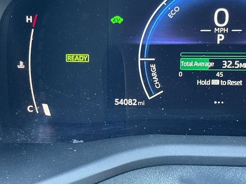 Certified 2025 Toyota Camry LE w/ Convenience Package image 24