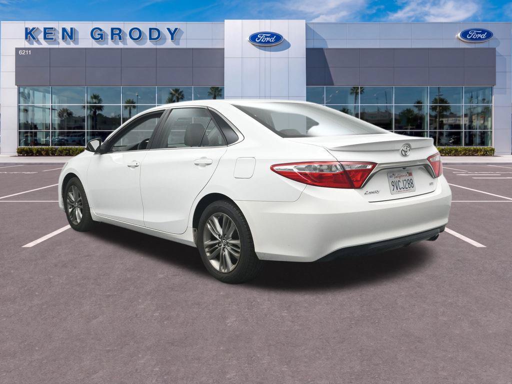 Used 2016 Toyota Camry SE FWD image 8