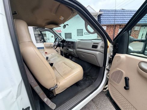 Used 1999 Ford F250 XL RWD image 48