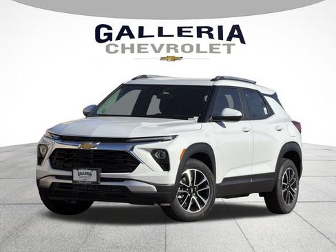 New 2026 Chevrolet TrailBlazer LT w/ Driver Confidence Package FWD image 1