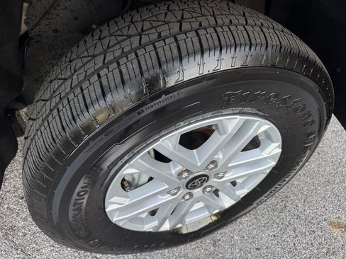 Used 2022 Toyota Tundra SR5 image 15