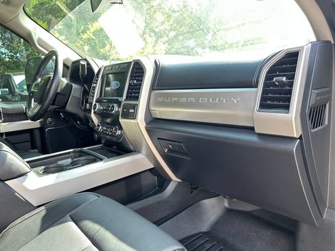 Used 2021 Ford F350 Lariat w/ Lariat Ultimate Package AWD/4WD image 17