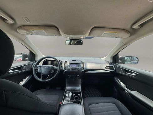 Used 2019 Ford Edge SE FWD image 16