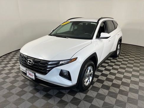Used 2024 Hyundai Tucson SEL AWD/4WD image 3