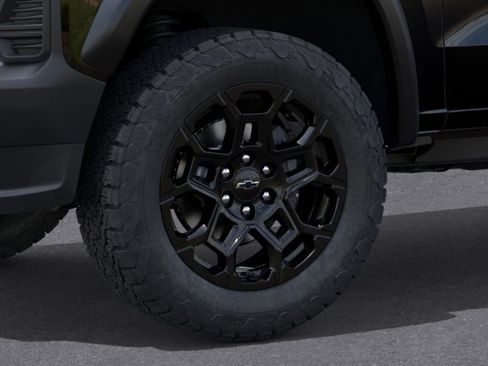 New 2026 Chevrolet Colorado Trail Boss w/ Midnight Edition image 9