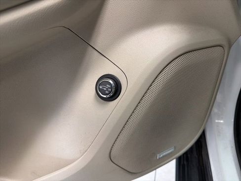 Used 2018 GMC Acadia Denali w/ Technology Package AWD/4WD image 14