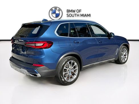 Certified 2022 BMW X5 sDrive40i w/ Parking Assistance Package image 7