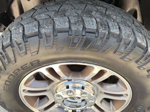 Used 2015 Ford F250 King Ranch w/ FX4 Off-Road Package AWD/4WD image 7