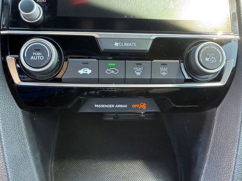 Used 2020 Honda Civic Sport image 21