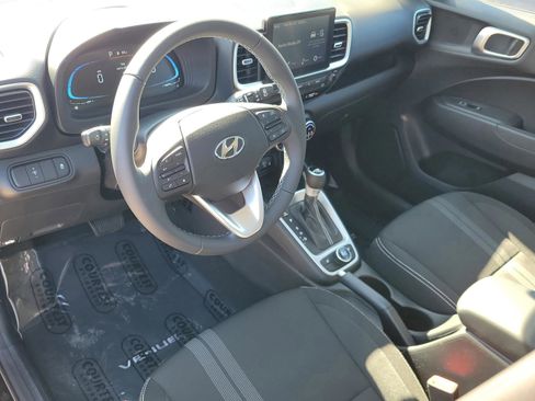 New 2026 Hyundai Venue SEL image 19