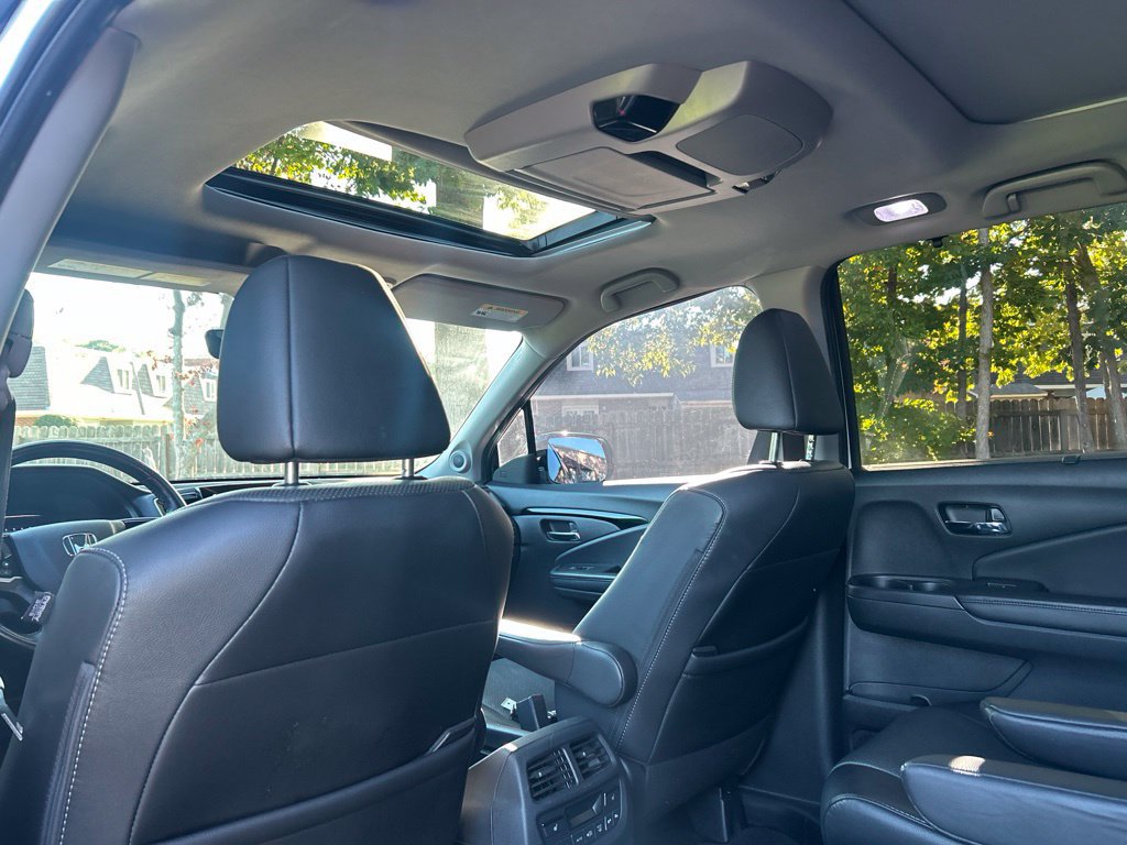 Used 2021 Honda Pilot Elite image 19