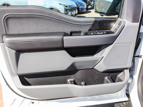 New 2025 Ford F150 Lightning XLT image 21