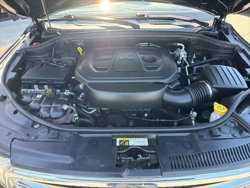 Used 2019 Dodge Durango SXT AWD/4WD image 23
