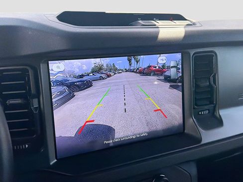 Used 2025 Ford Bronco Big Bend image 28