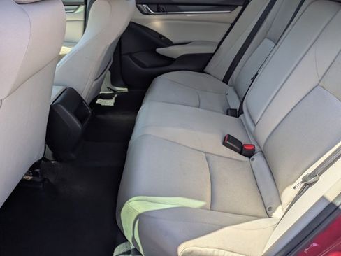 Used 2018 Honda Accord LX image 17