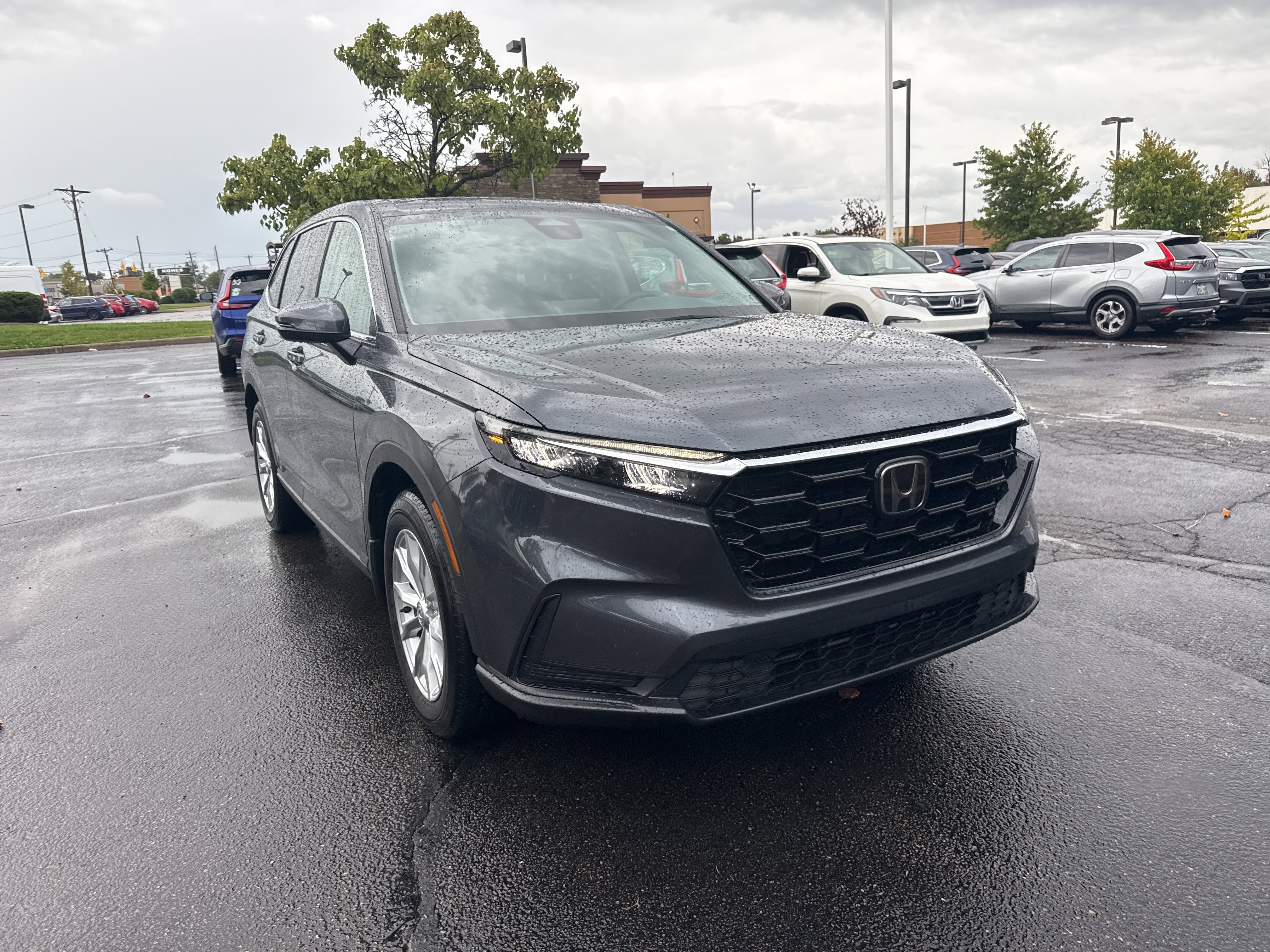 Used 2025 Honda CR-V EX image 16