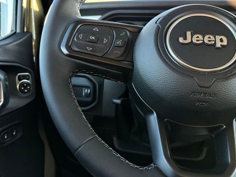 New 2026 Jeep Gladiator Sport AWD/4WD image 32