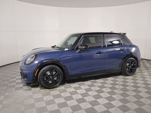 New 2026 MINI Cooper S image 8