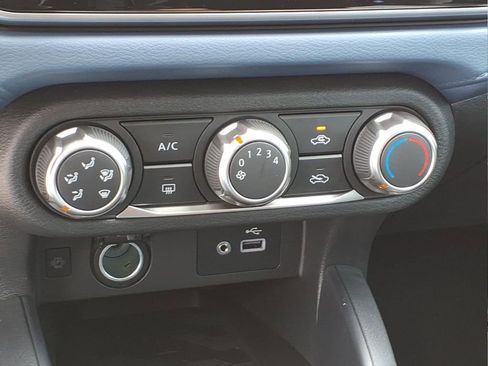 New 2025 Nissan Versa SV w/ Trunk Package image 17