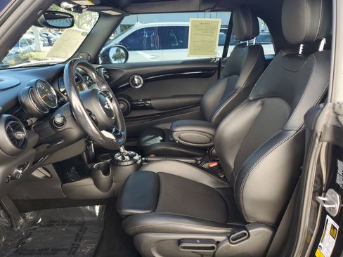 Used 2016 MINI Cooper S image 19