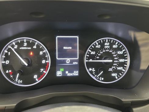 Used 2025 Subaru Ascent Bronze Edition AWD/4WD image 17