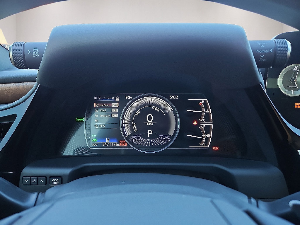 Used 2022 Lexus ES 300h Ultra Luxury w/ Accessory Package 2 FWD image 29