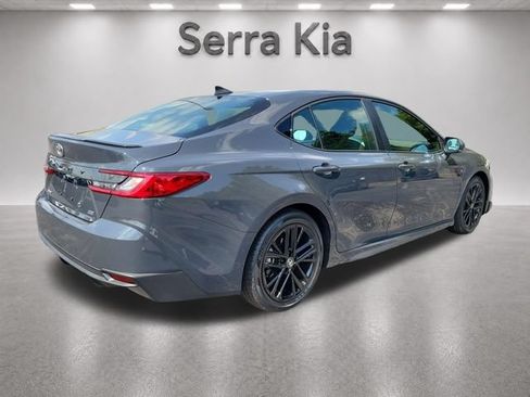Used 2026 Toyota Camry SE FWD image 5
