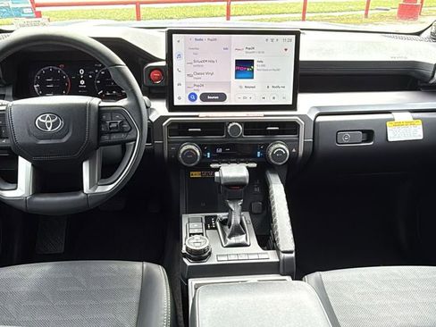 New 2026 Toyota 4Runner TRD Off-Road Premium AWD/4WD image 18