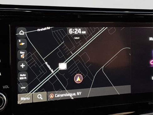 Certified 2022 Kia Sorento SX image 30