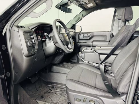 Used 2026 Chevrolet Silverado 1500 Custom RWD image 5