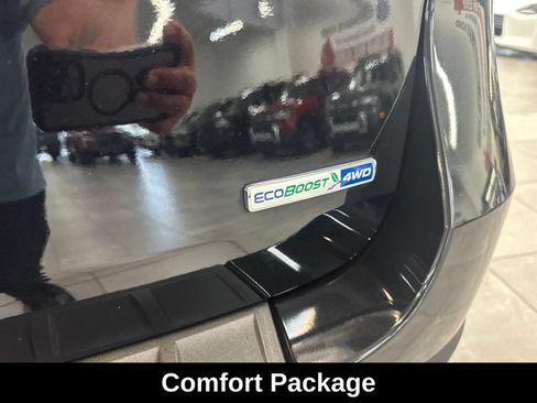Used 2020 Ford Explorer XLT w/ Equipment Group 202A AWD/4WD image 9