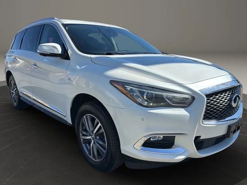 Used 2020 INFINITI QX60 Luxe w/ Essential Package image 3