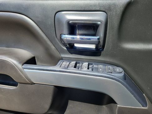 Used 2017 Chevrolet Silverado 2500 LT AWD/4WD image 6