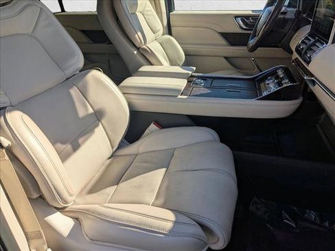 Used 2019 Lincoln Navigator Reserve w/ Cargo Package image 20