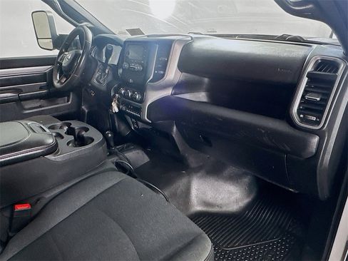 Used 2021 RAM 5500 Tradesman image 28