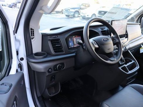 New 2026 Ford Transit 250 148 Medium Roof RWD image 4
