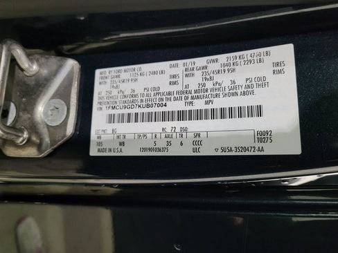 Used 2019 Ford Escape SE image 49