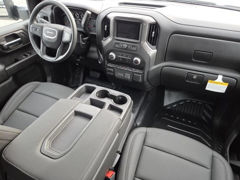 New 2026 GMC Sierra 2500 Pro w/ 1SA Pro Safety Plus Package AWD/4WD image 27