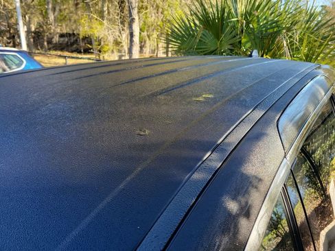 Used 2023 Chrysler Voyager LX image 20