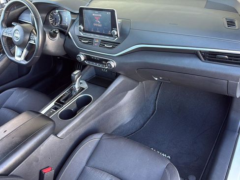 Used 2019 Nissan Altima 2.5 SV image 35