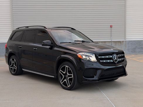 Used 2019 Mercedes-Benz GLS 550 4MATIC w/ Driver Assistance Package image 1